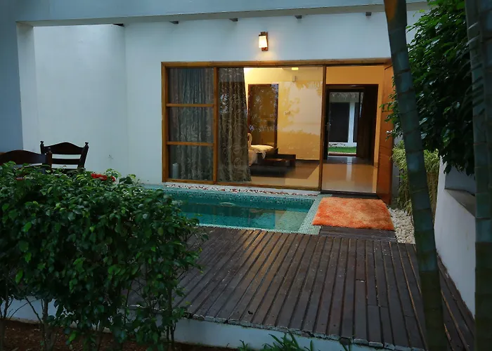 Deshadan Backwater Resort - The Best Sunrise View